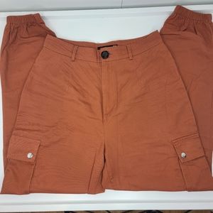Boohoo cargo Pants; Rust; Size 6